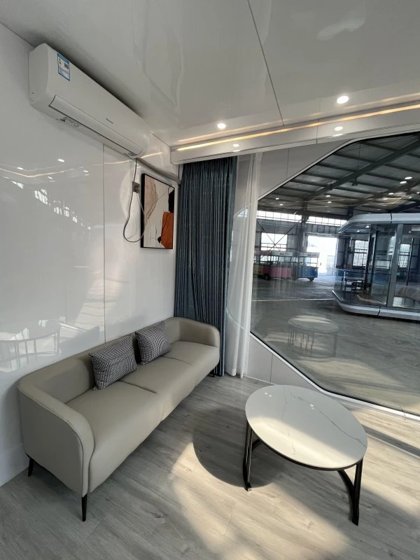 K7 Space Capsule Pod With Balcony
