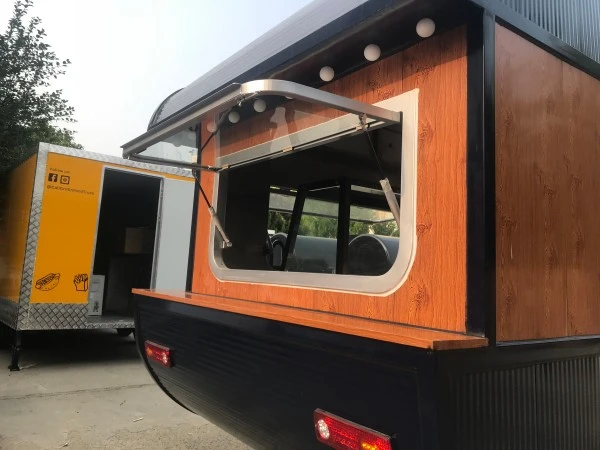 Streamlined Vessel Shape Food Trailer
